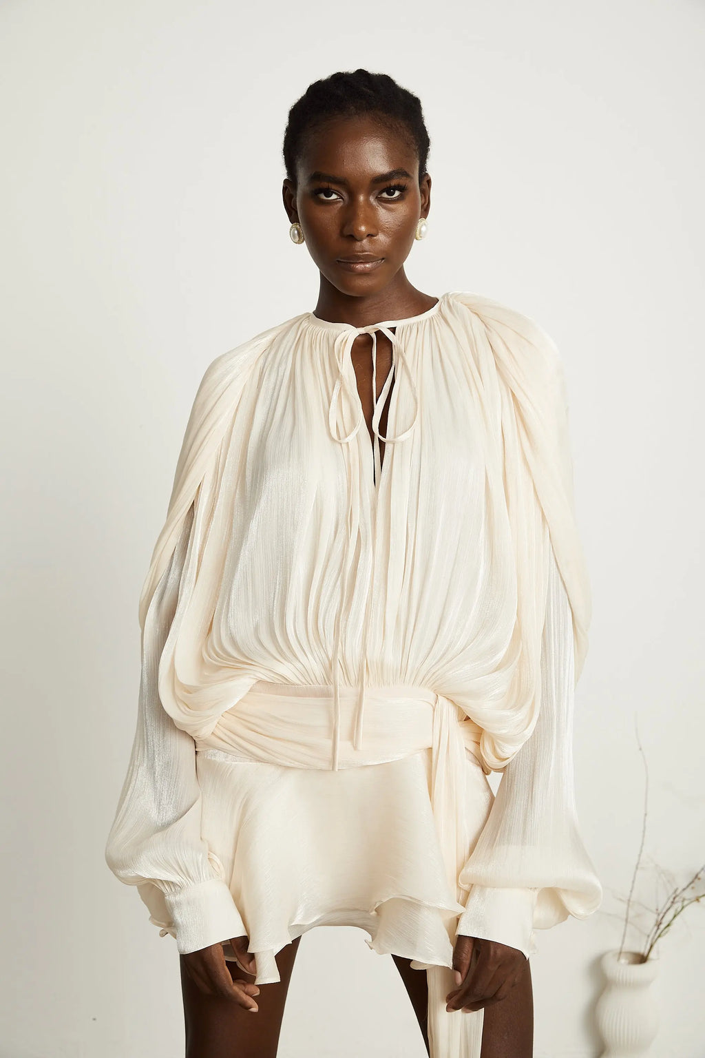 Amara Ella&No