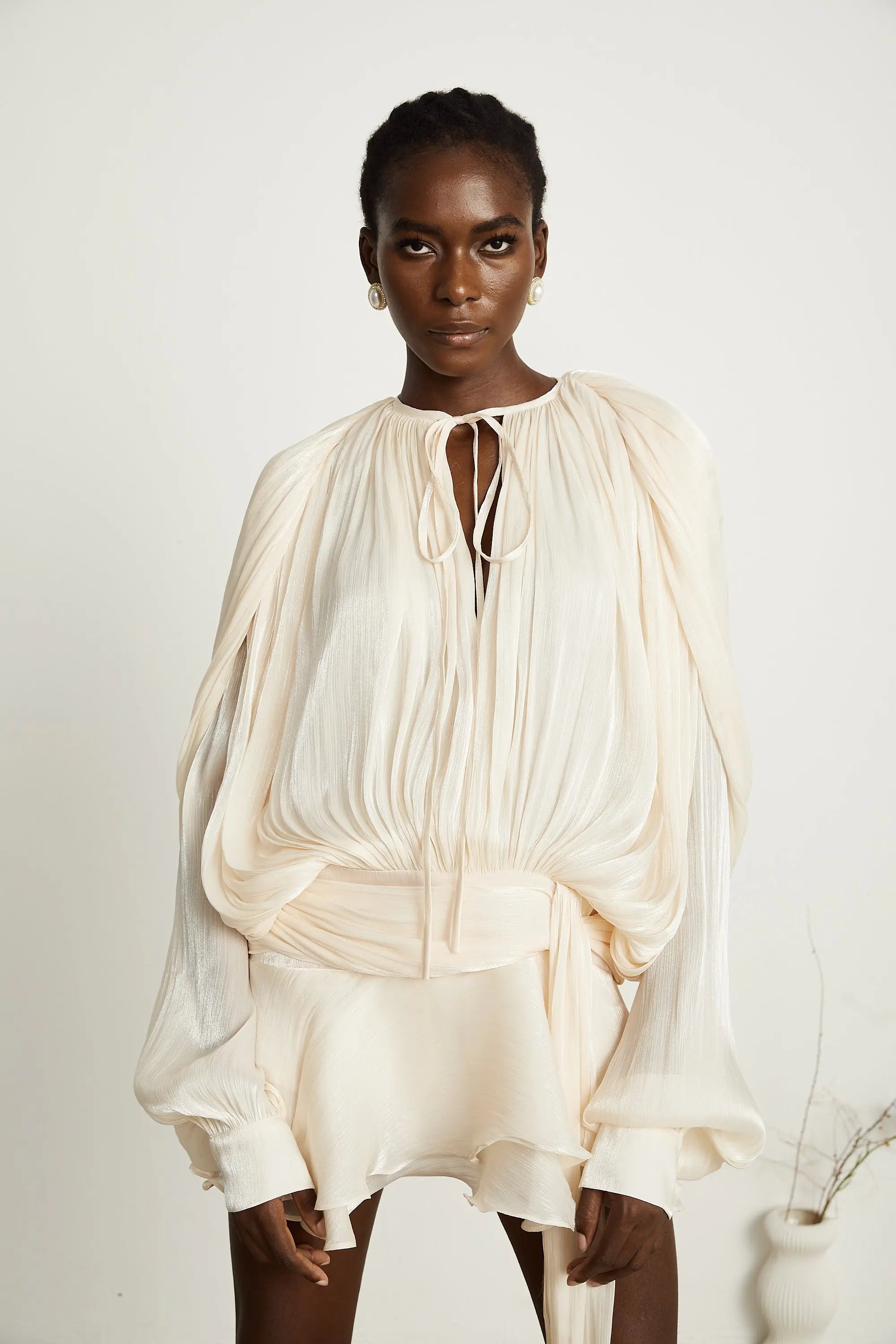 Amara Ella&No