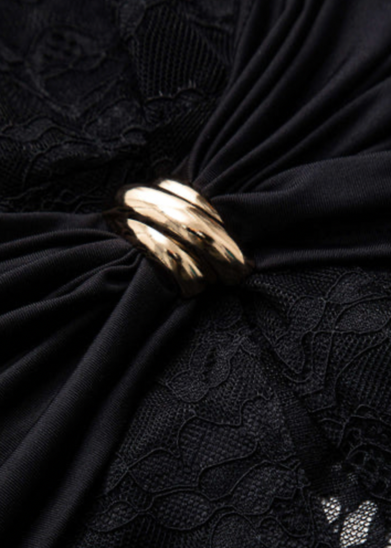 Robe Sira - Robe longue en dentelle noire à trou de serrure Ella&No