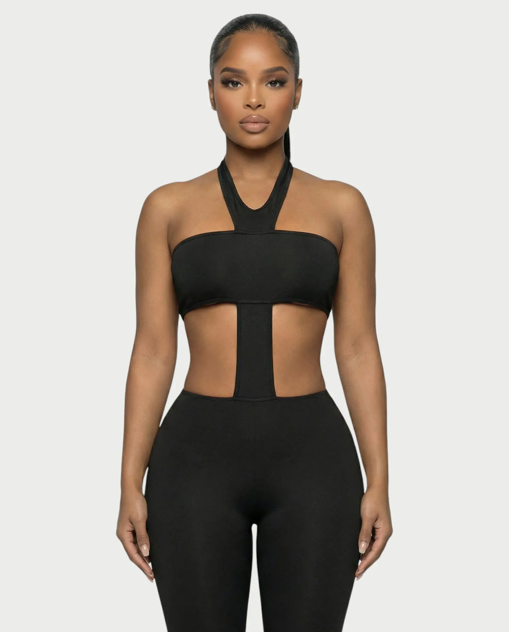 Silhouette Noire – Combinaison Halter Cut-Out Bande Centrale Moulante Ella&No