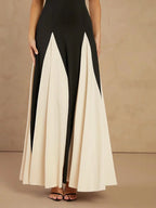Élégance Contrastée – Robe Longue dos nu encolure cœur Ella&No
