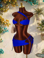 Éclat Royal – Ensemble 3 Pièces Bikini Bandeau Anneau Doré & Jupe Drapée Liens Latéraux Ella&No