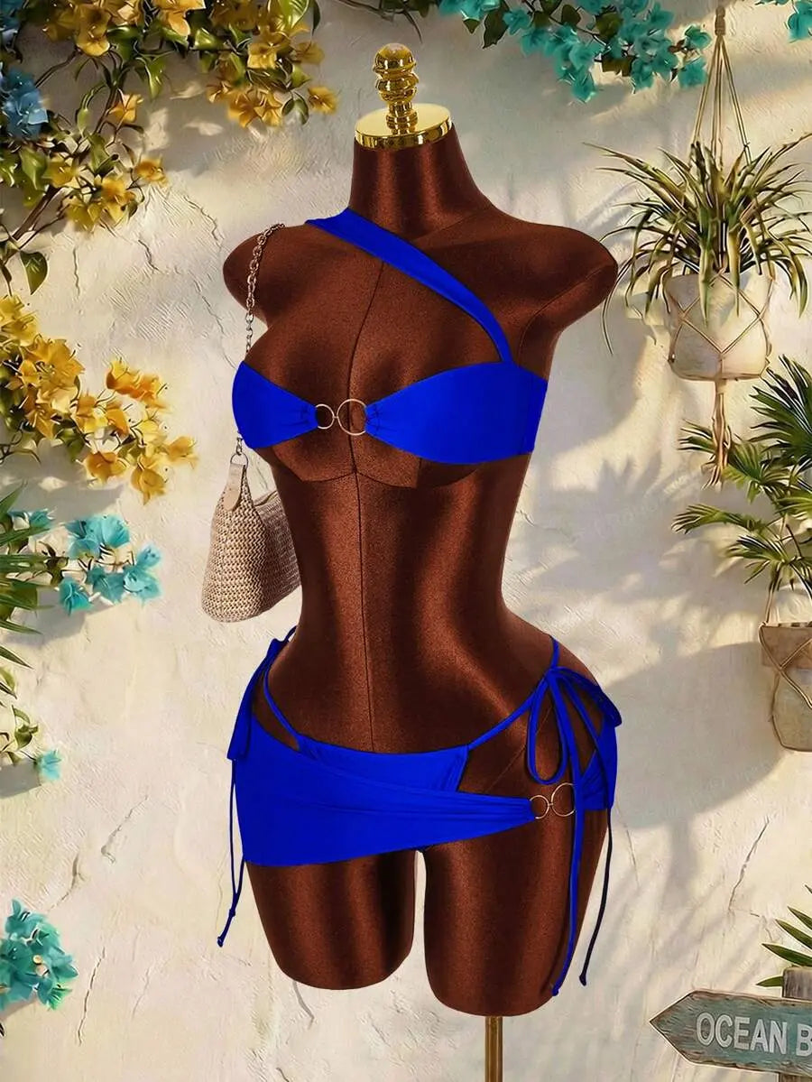 Éclat Royal – Ensemble 3 Pièces Bikini Bandeau Anneau Doré & Jupe Drapée Liens Latéraux Ella&No