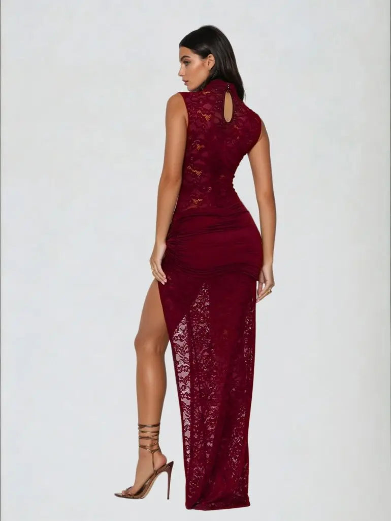 Sira – Robe Longue Dentelle Stretch Découpes Trou de Serrure Sans Manches Ella&No