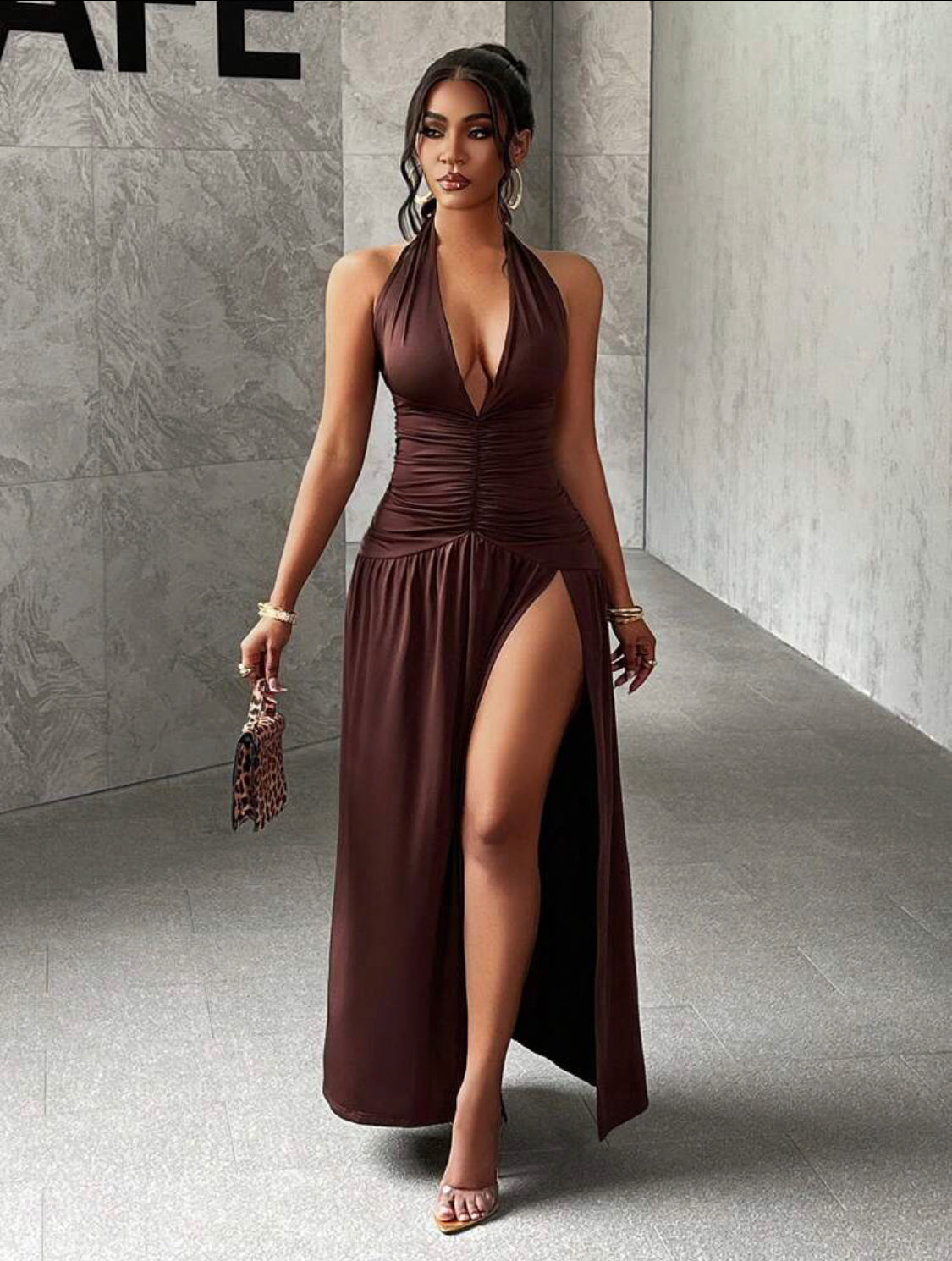 Victoria – Robe Longue Volante minimaliste élégante - Ella&No  