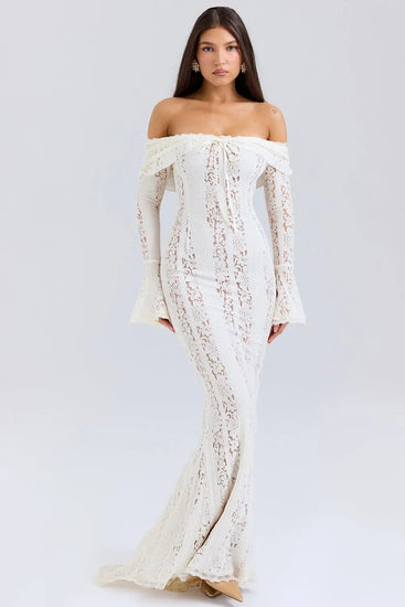 Élégance et Séduction - Robe blanche en dentelle à manches longues et épaules dénudées Ella&No