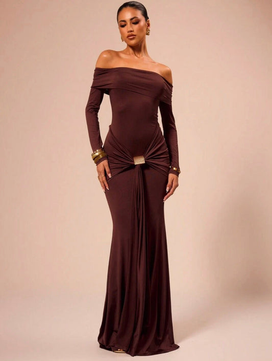 Élégance Romantique – Robe de soirée longue épaules dénudées - Ella&No  