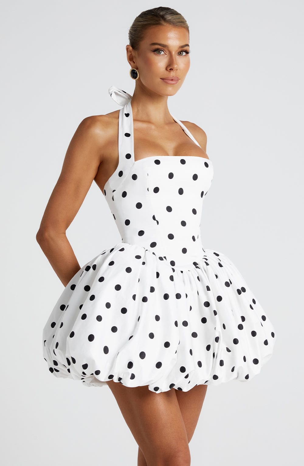 Robe Maricia Mini – Charme rétro & volume affirmé Ella&No